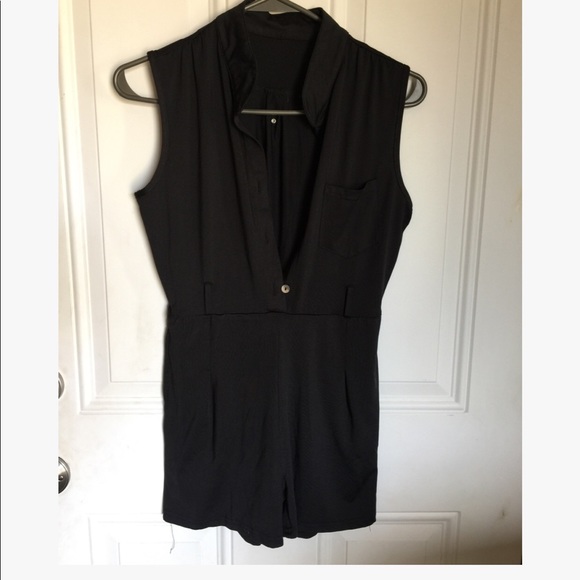 Basic black romper - Picture 2 of 3